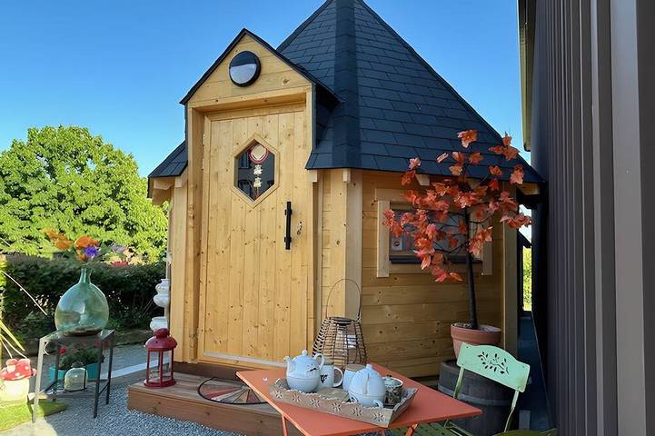 Chambre d’hôte pour 2 personnes, avec jardin dans Fontenay-le-Comte