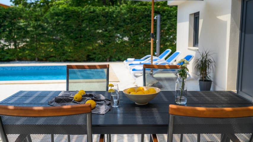 Villa für 4 Personen, mit Garten und Terrasse in Porec und Umgebung - 3
