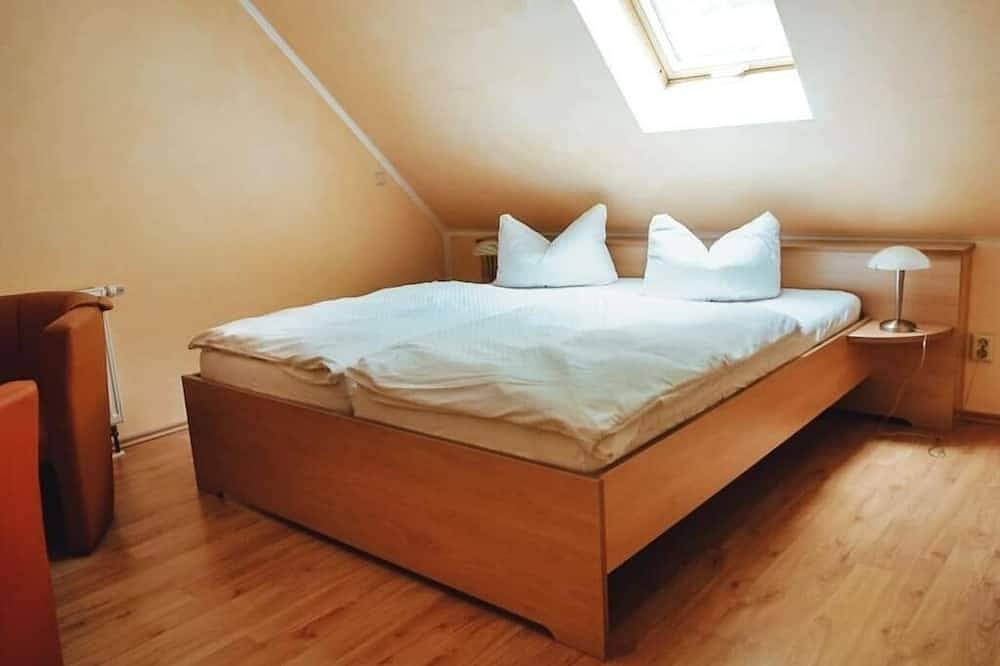 Ganze Wohnung, Ferienzimmer direkt am See in Priepert, Mecklenburg-Strelitz