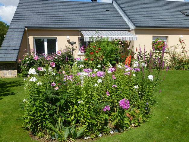 Cottage pour 3 personnes, avec jardin à Cepoy