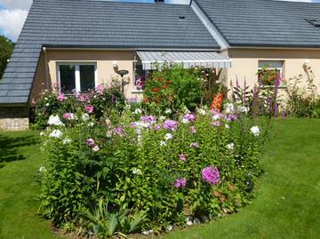 Chambre d’hôte pour 3 personnes, avec piscine et jardin dans Loiret