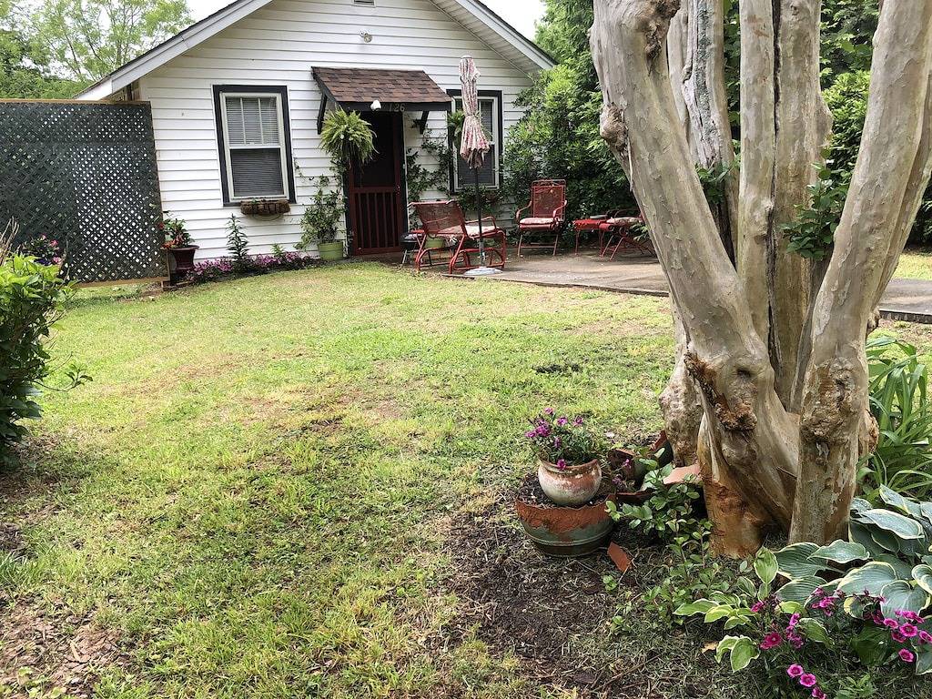 Cottage 10 Minuten von Tiec, der Innenstadt von Columbus. Sehr charmant, komfortabel. in Columbus (NC), Polk County NC