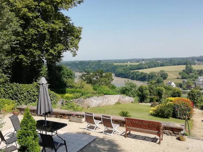 Location de vacances pour 2 personnes, avec vue et jardin, animaux acceptés à Saint-Samson-sur-Rance - 3