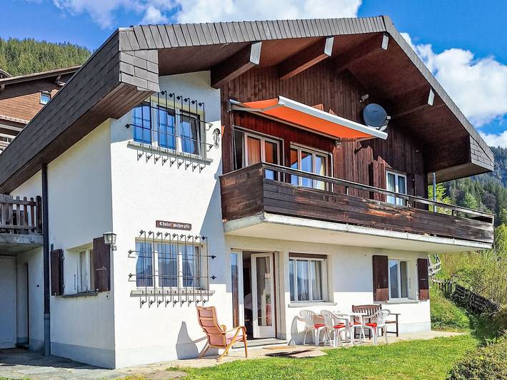 Ferienwohnung für 4 Personen, mit Terrasse und Garten sowie Seeblick am Thunersee