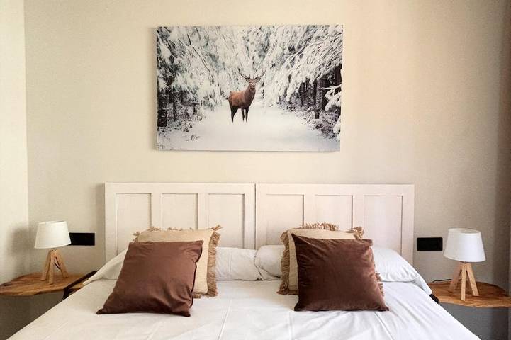 Appartement entier, Villa Aneto - Modern comfort in the heart of Benasque in Cerler, Benasque