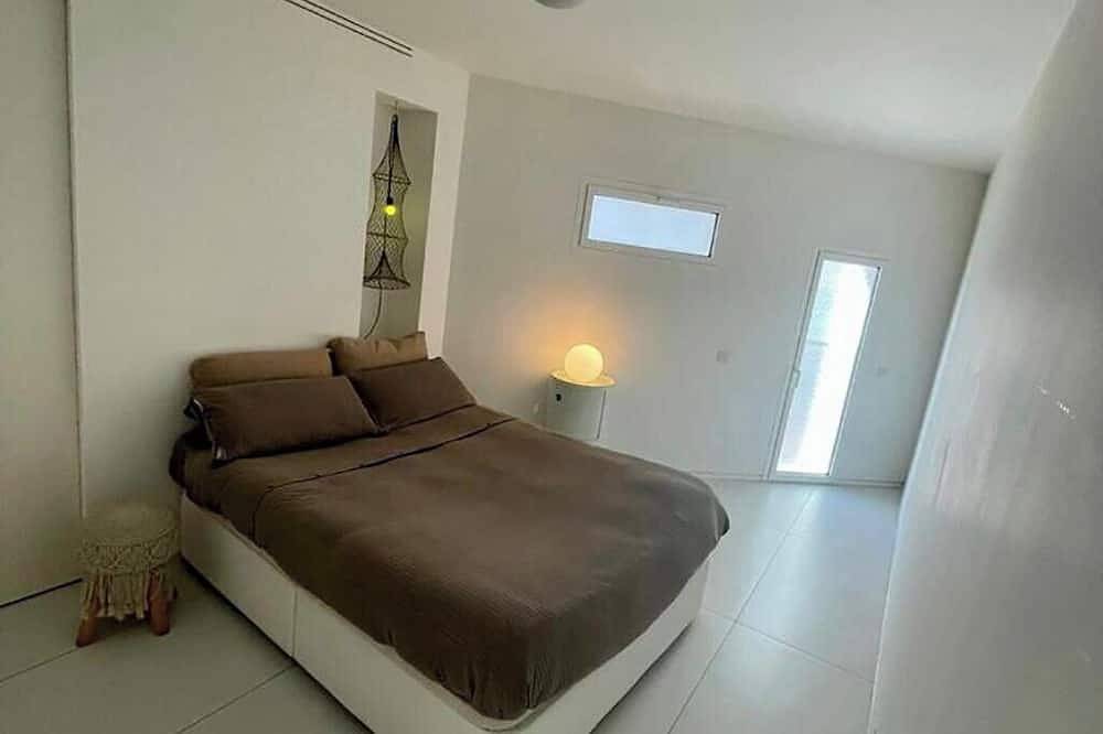 Entire apartment, Moderno apartamento en Ibiza in Talamanca, Ibiza (Municipality)