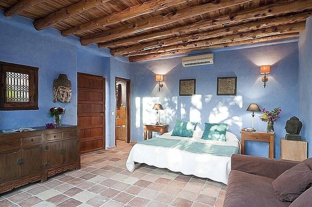 6 dormitorios, 7 baños, piscina privada infinita - las mejores vistas de Ibiza in San Juan Bautista, Ibiza Norte