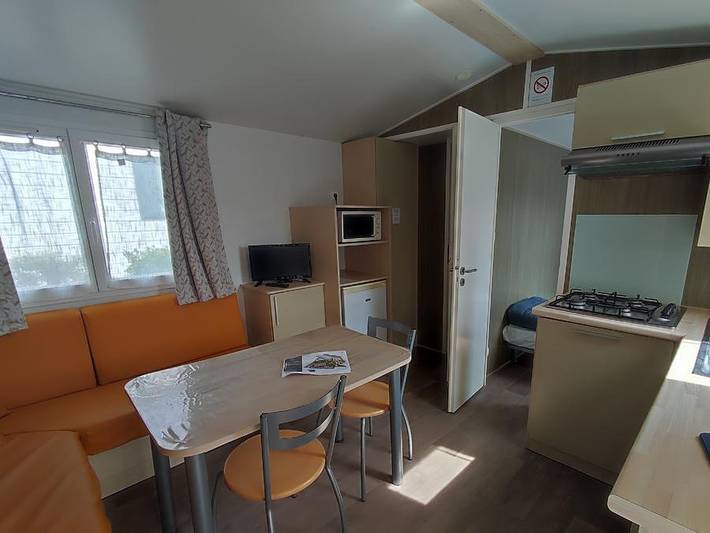 Camping für 4 Personen, mit Kinderpool in Finistère - 2