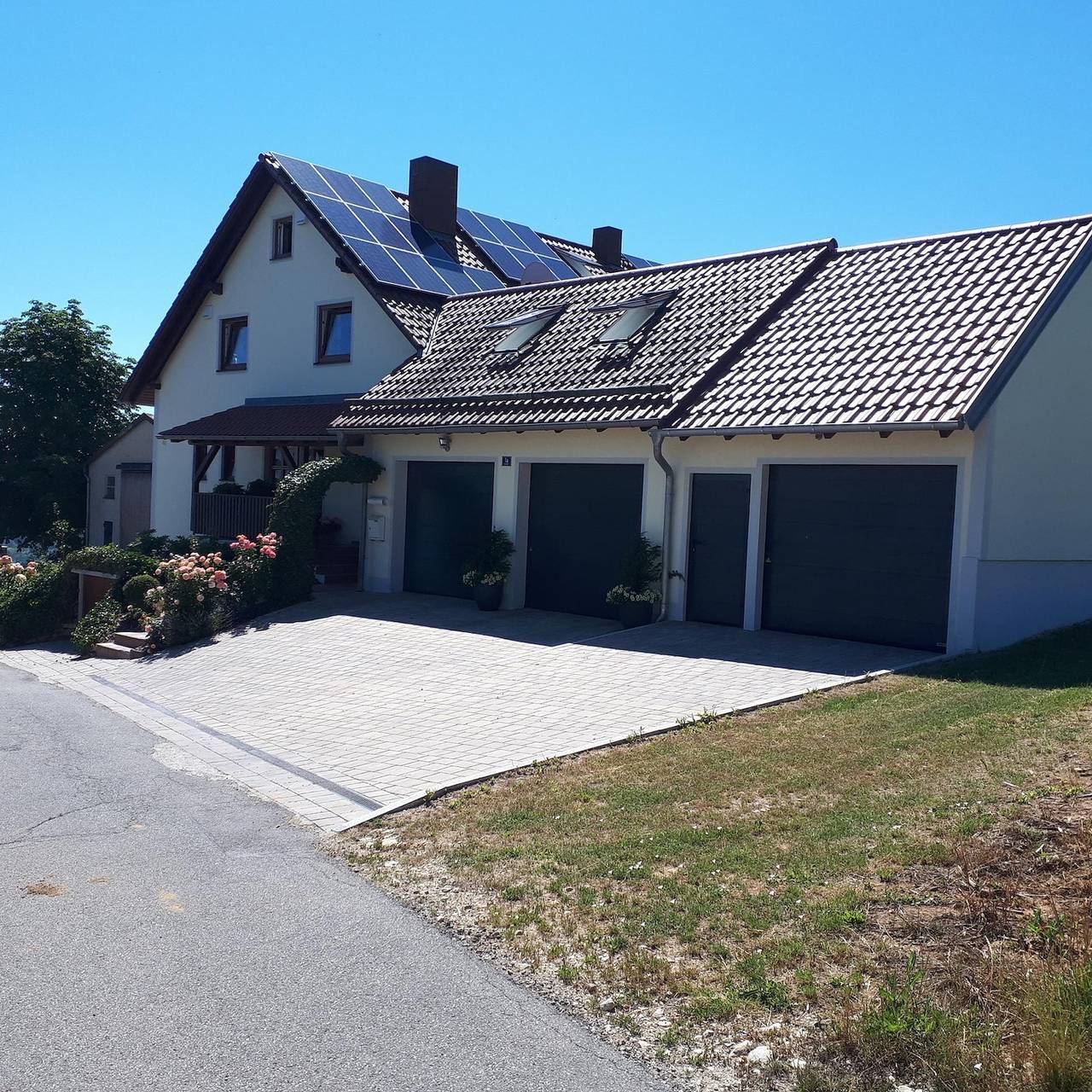 Ferienwohnung-Weigert-Sinzing - Ferienwohnung 1 mit Garten und Terrasse in Sinzing, Ostbayern