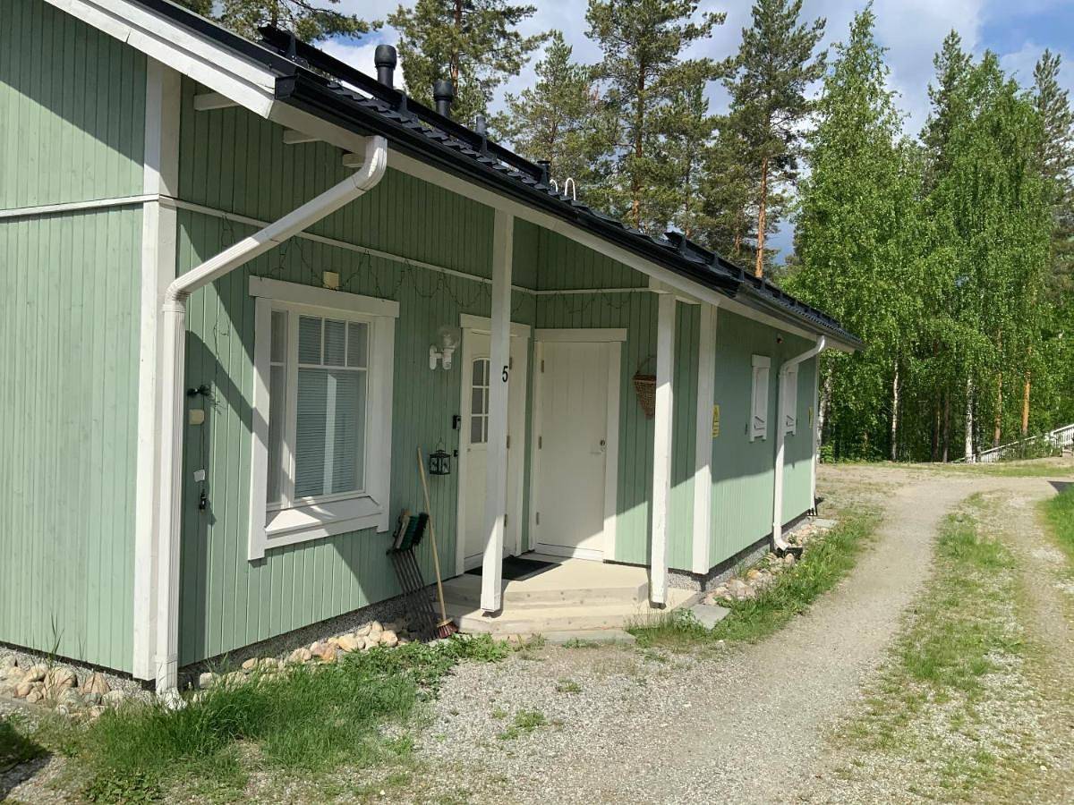 Ganze Wohnung, Saunaharju 5 järven rannalla in Loma-Koli, Pielinen