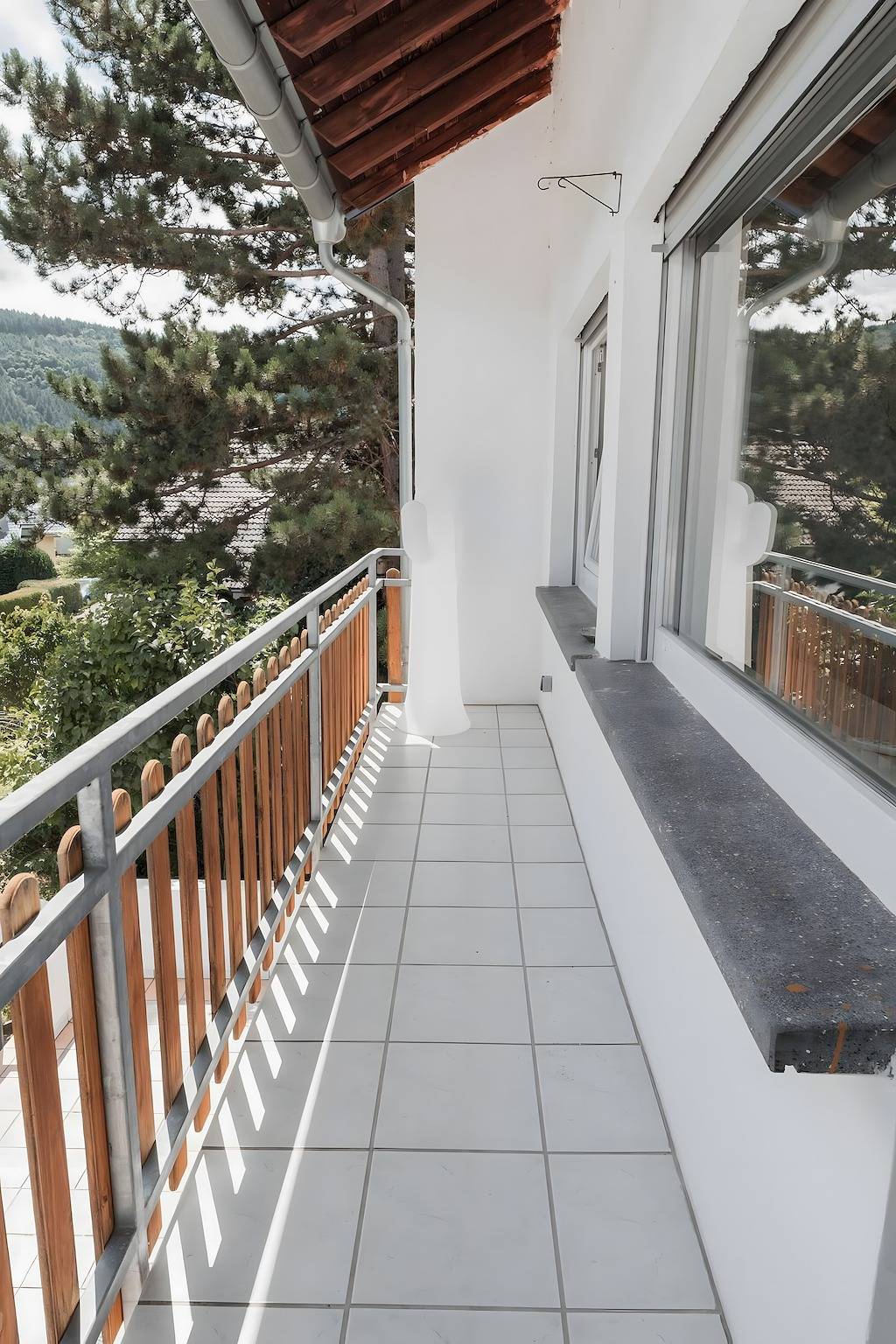 Entire apartment, Apartment "Julias Moselvilla Tony" with Mountain View, Balcony and Wi-Fi in Traben-Trarbach, Bernkastel-Kues region