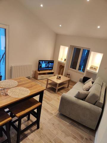 Gîte pour 4 personnes, avec terrasse à Port-des-Barques
