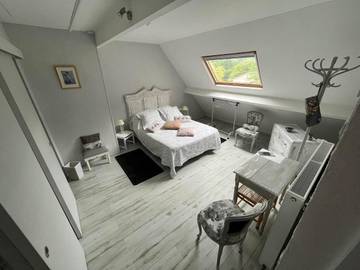 Chambre d’hôte pour 2 personnes, avec balcon et jardin dans Noues de Sienne
