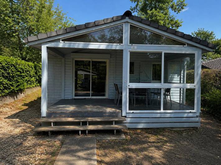 Location de vacances pour 5 personnes, avec Terrasse et Jardin ainsi que Piscine et Vue dans Erceville