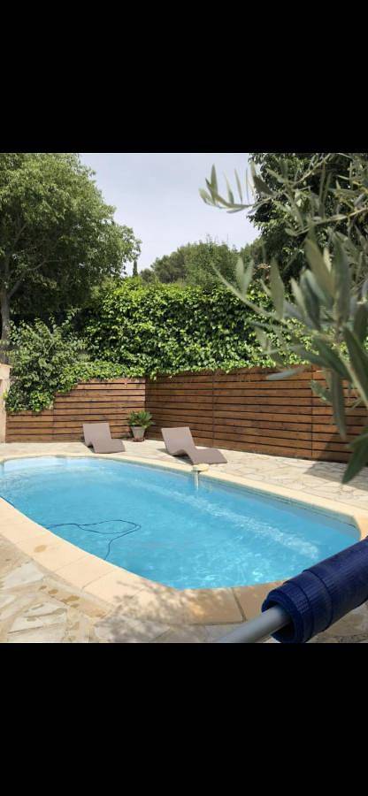 Three-Bedroom Villa in Cuges-les-Pins, Région de Marseille