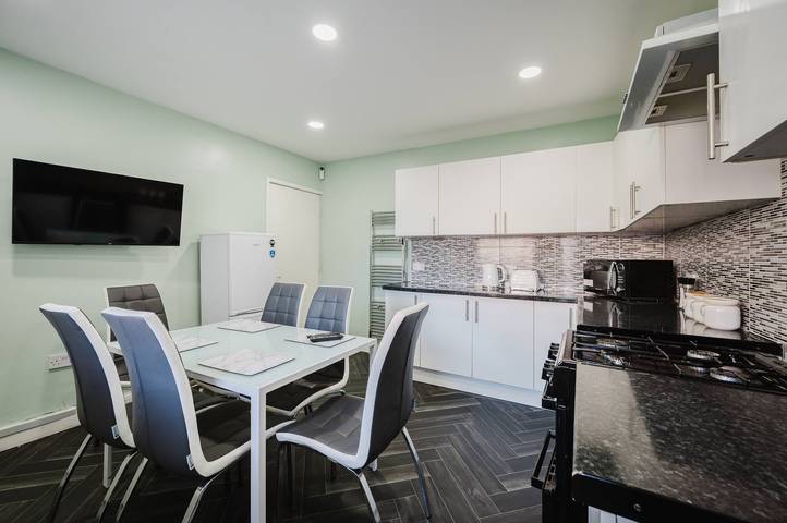 Casa vacanza per 10 persone, con idromassaggio a Manchester