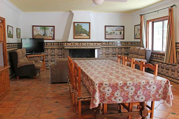 Gîte pour 10 personnes, avec jardin et balcon - 1