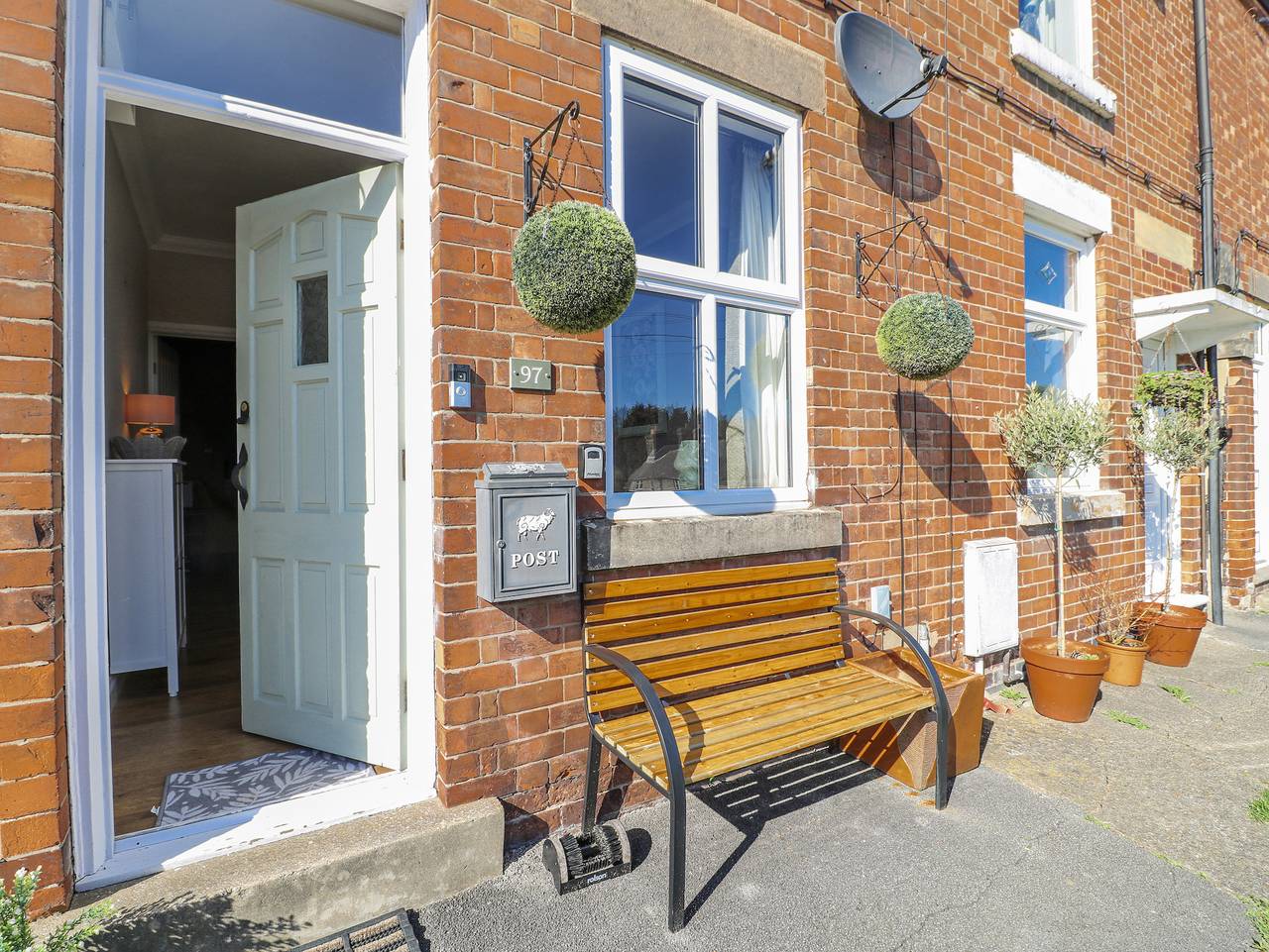 Hill View Cottage in Alton Towers, Derbyshire
