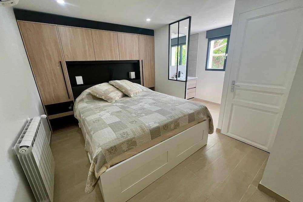 Appartement entier, 1 bedroom apartment in mouans-sartoux in Mouans-Sartoux, Côte méditerranéenne (France)