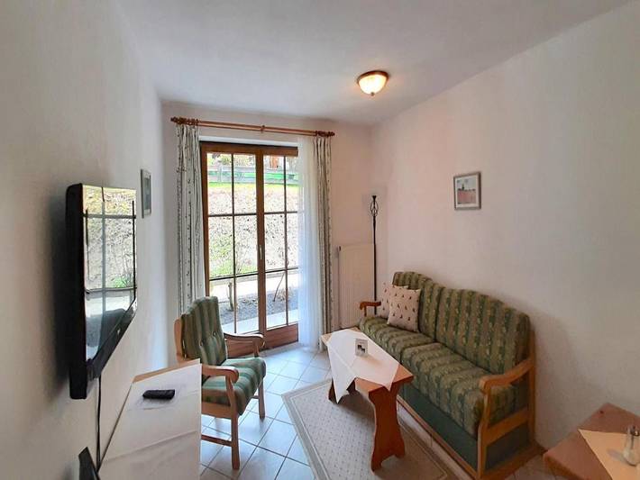 Ferienwohnung für 2 Personen, mit Sauna und Terrasse sowie Garten, mit Haustier im Wendelstein