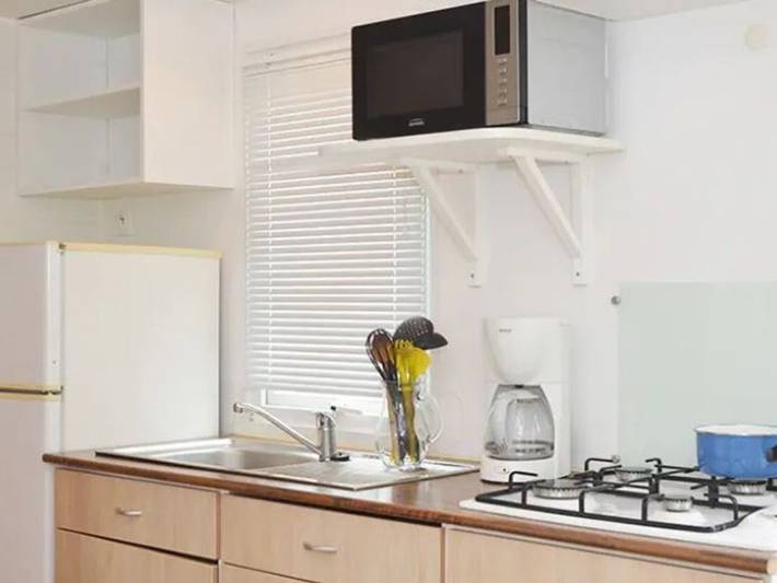 Mobil home pour 4 personnes, avec terrasse et piscine à Luçon - 3