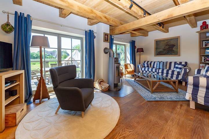 Ferienhaus für 6 Personen, mit Garten und Terrasse sowie Sauna