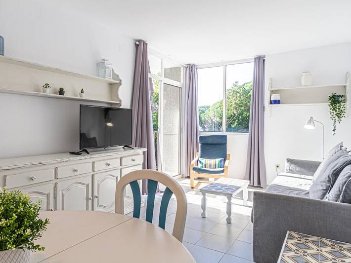 Gîte pour 4 personnes, avec balcon/terrasse et vue sur l’océan, animaux acceptés à Sant Pol de Mar - 2