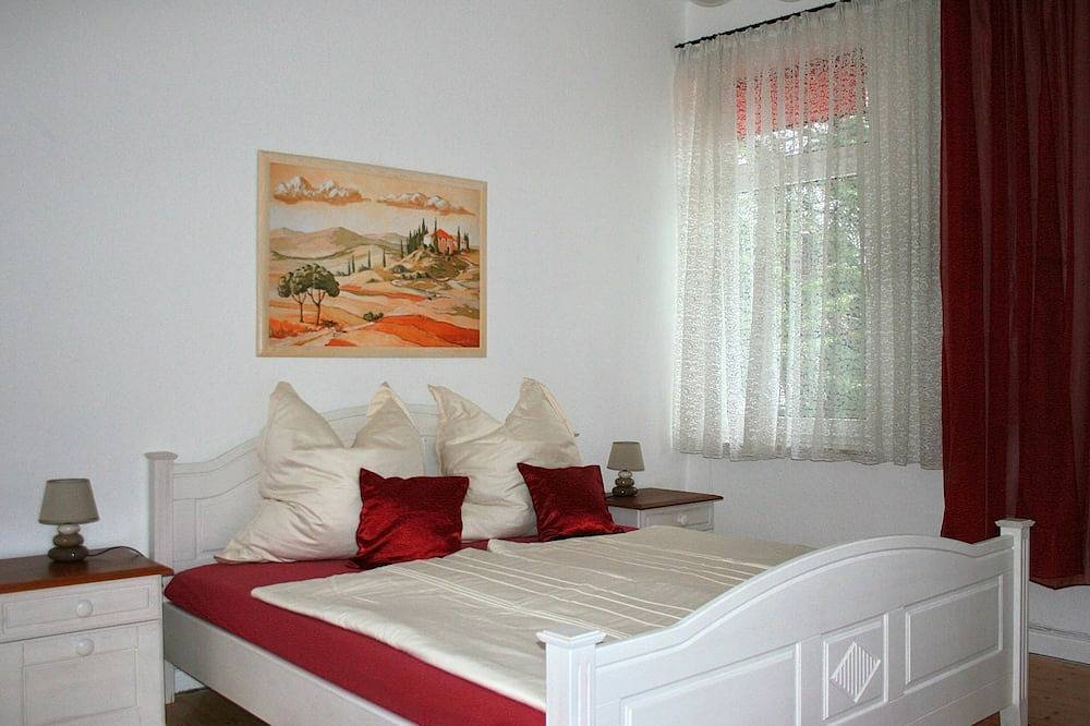 Ganze Wohnung, Apartment-Standard-Eigenes Badezimmer-Gartenblick in Bad Nenndorf, Landkreis Schaumburg