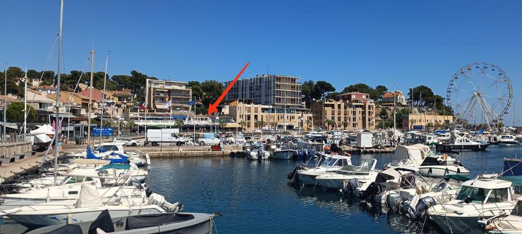 Location de vacances pour 4 personnes, avec terrasse et vue à Carry-le-Rouet