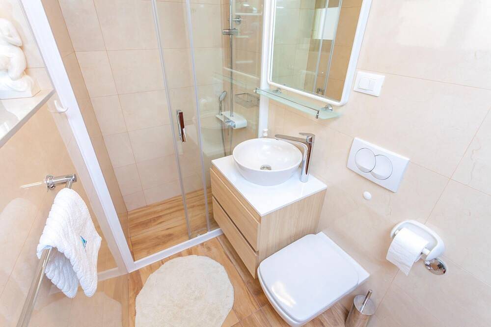 Entire apartment, Studio flat with terrace Makarska (As-11063-b) in Makarska, Makarska Riviera