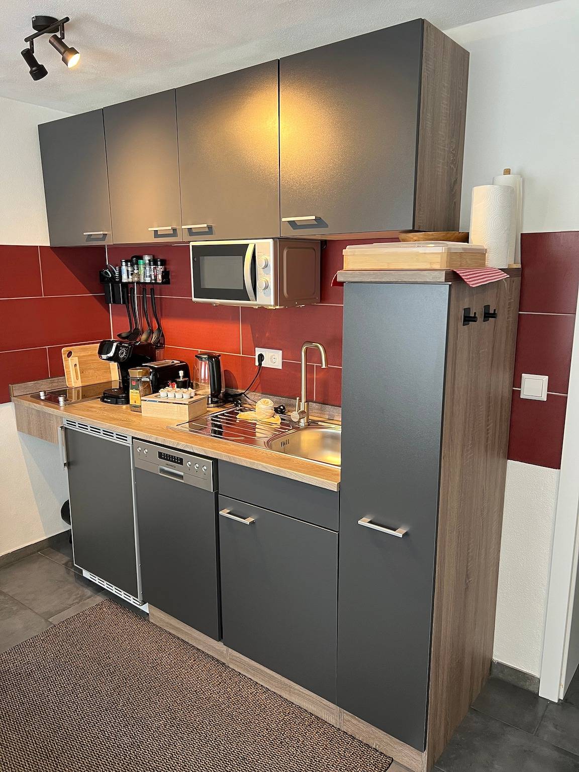 Ganze Ferienwohnung, Suite nahe Legoland Günzburg in Ichenhausen, Bayerisch Schwaben