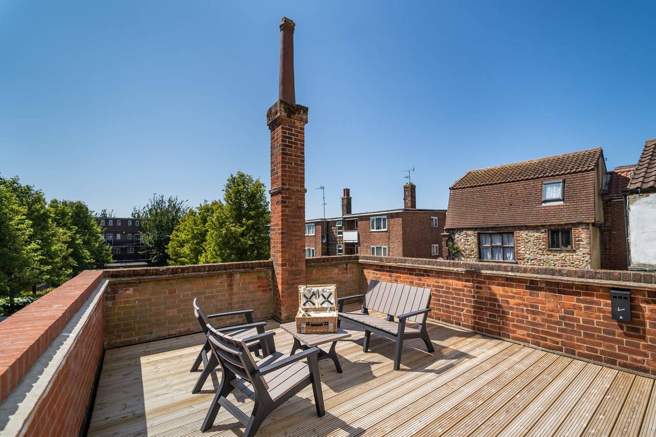 Entire apartment, King Street Residence - 2 Bedrooms - Parking - Town Centre in Great Yarmouth, The Broads