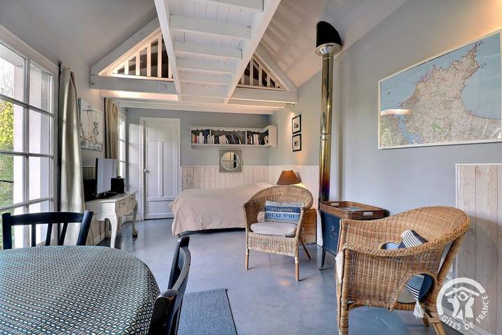 Gîte pour 2 personnes, avec jardin à Saint-Coulomb - 3