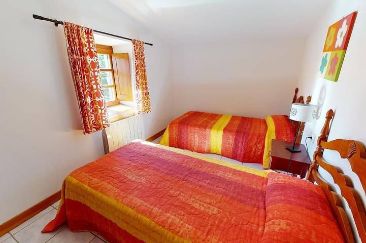 Gîte pour 4 personnes, avec terrasse, animaux acceptés à Les Martys - 3