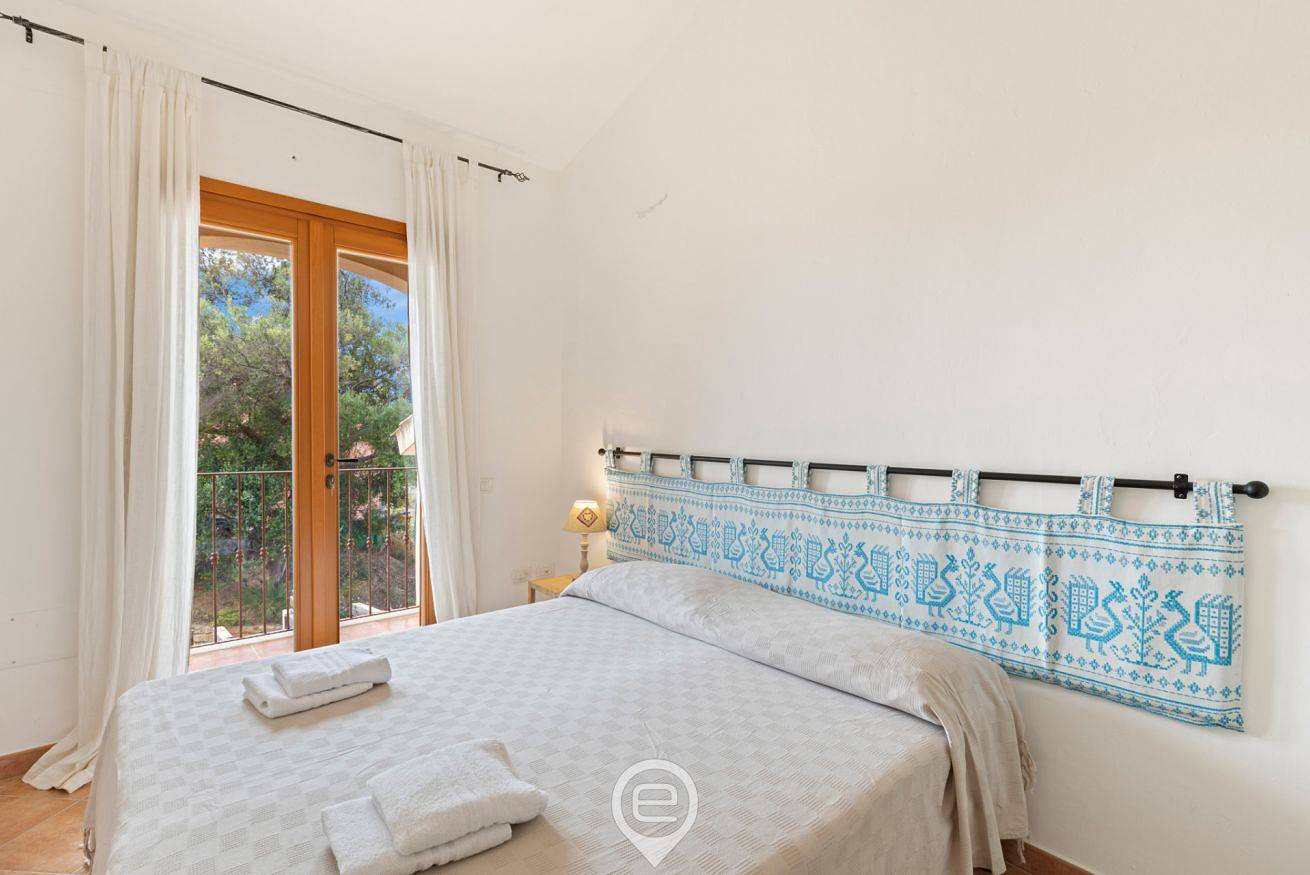 Mediterranean Garden House in Chia, Domus De Maria