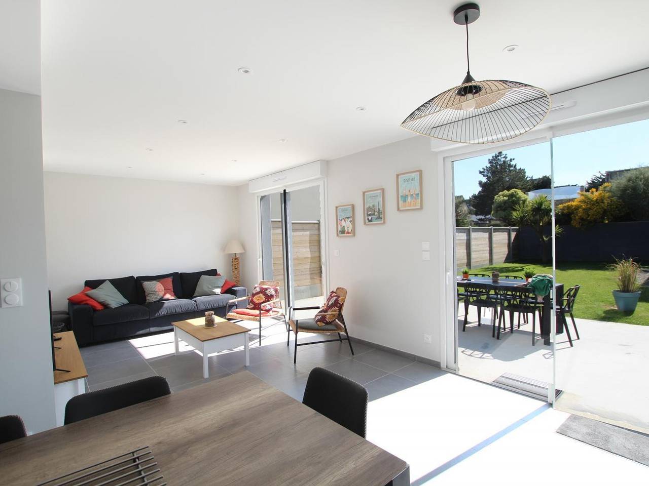 Maison contemporaine proche plage, idéale pour familles in Saint-Jean-de-la-Rivière, Côte de la Déroute