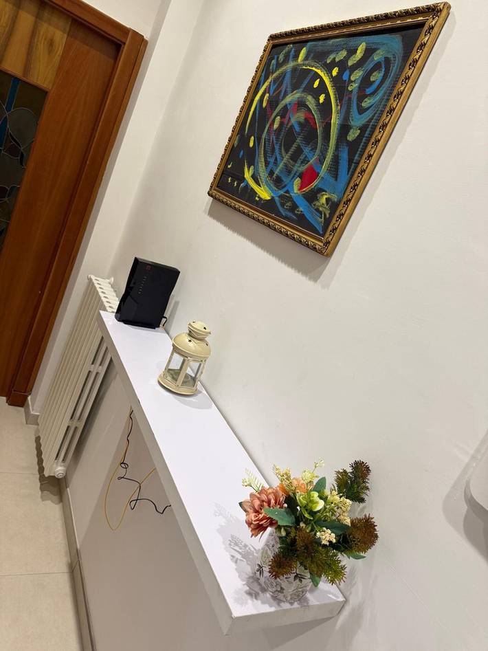 Room 'La Casa Di Kya - Station - Camera Deluxe' with Balcony, Wi-Fi and Air Conditioning in Salerno, Tyrrhenian Coast Campania