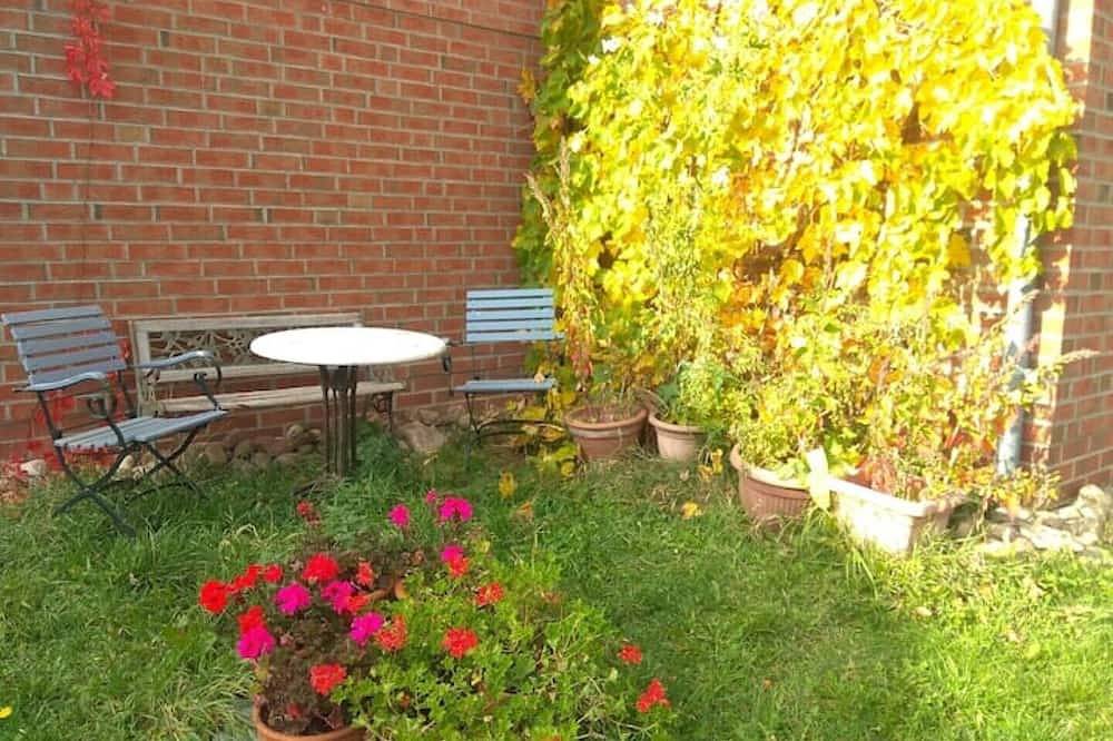 Ganze Wohnung, Schöne Ferienwohnung für Naturliebhaber in Jabel, Mecklenburgische Seenplatte