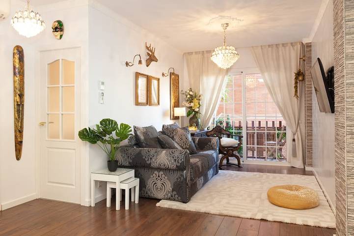 Vacation rental for 5 people in Barcelona
