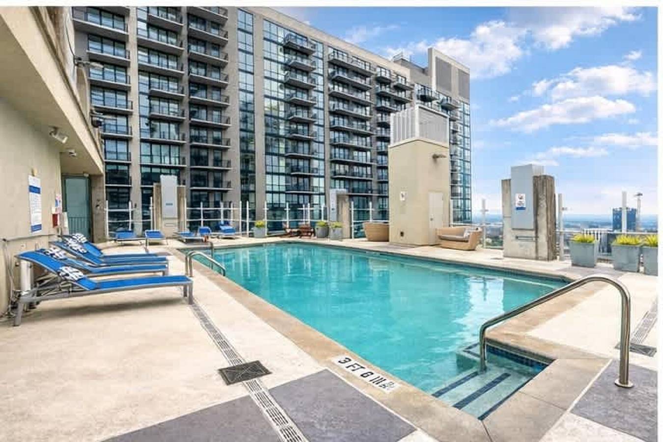 Apartamento entero, Midtown Atlanta 1Br Skyline Balcony Corner Condo by Piedmont Park | Luxe Pad in Georgia (Estados Unidos)