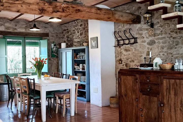 Cottage für 9 Personen, mit Balkon und Garten - 1