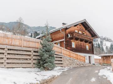 Ferienhaus für 10 Personen, mit Sauna und Garten im Salzburger Land