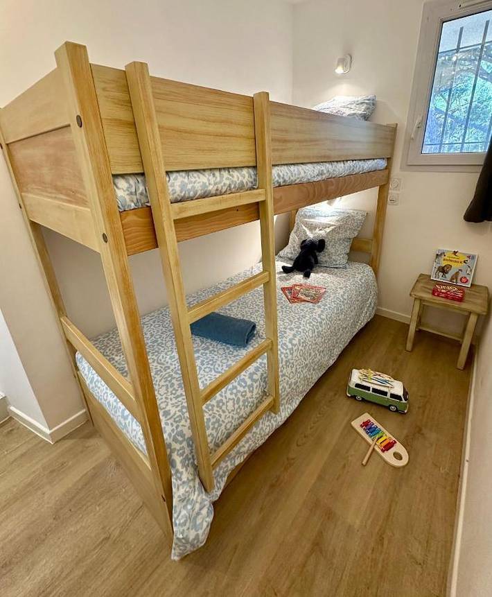 Gîte pour 5 personnes, avec jardin ainsi que piscine et jacuzzi dans Plage La Badine - 2