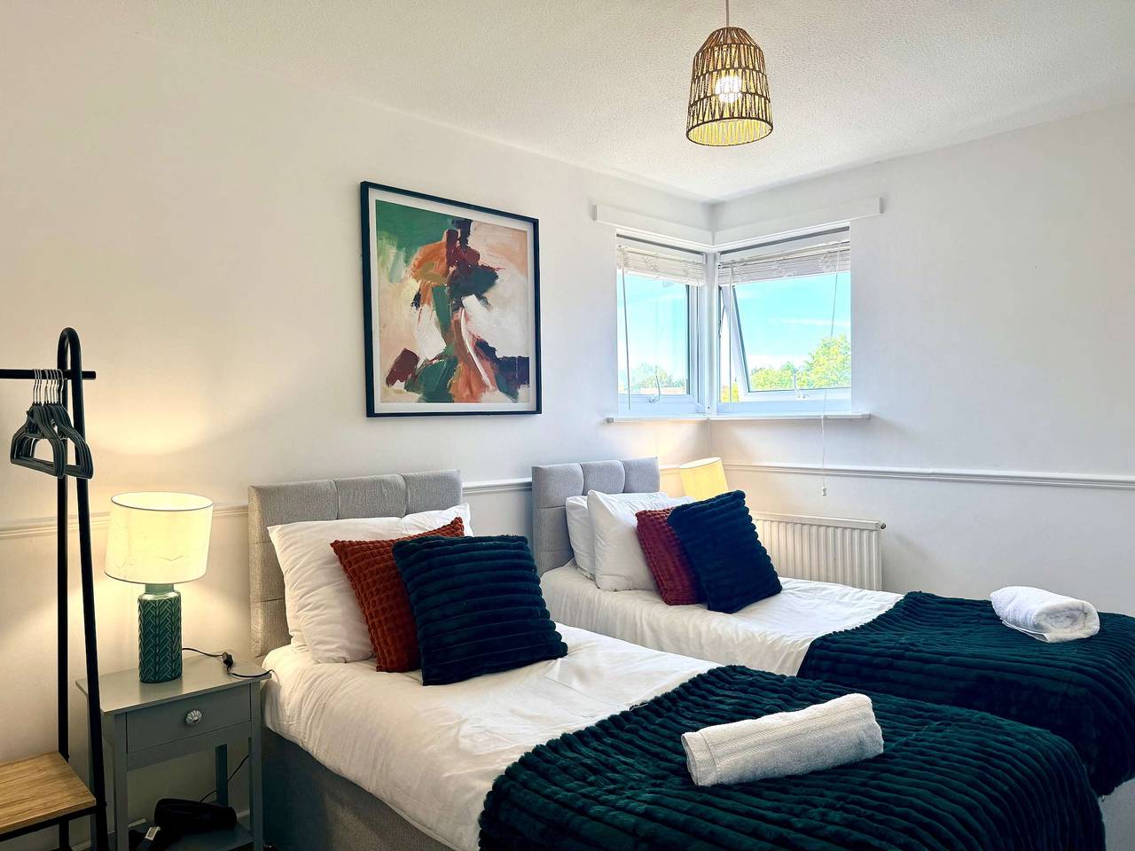 Ganze Wohnung, 2-Bed Milton Keynes Maisonette Parking in Milton Keynes, Südostengland