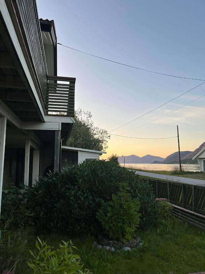 Ferienwohnung für 5 Personen, mit Sauna und Garten sowie Ausblick und Seeblick in Lyngen - 4