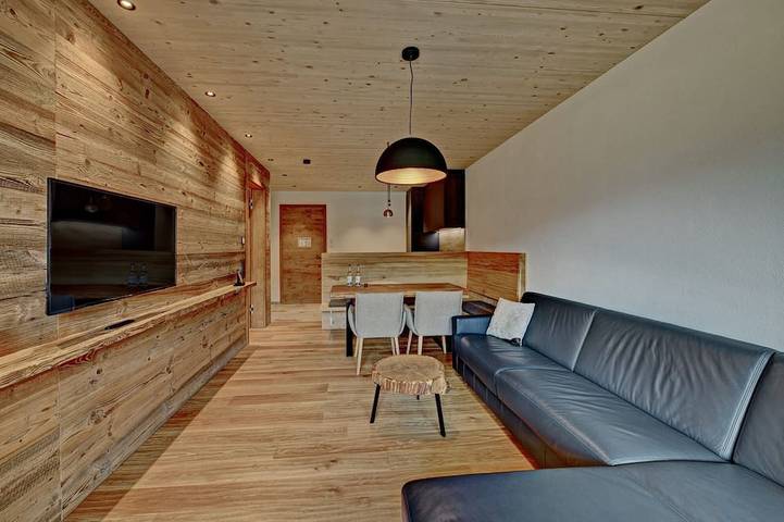 Chalet für 4 Personen, mit Garten und Sauna sowie Balkon