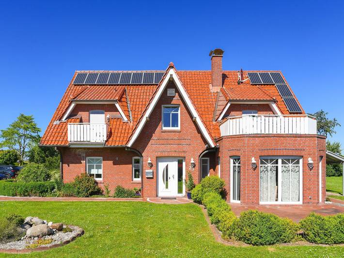 Ferienwohnung für 4 Personen, mit Balkon und Garten sowie Sauna in Altharlingersiel