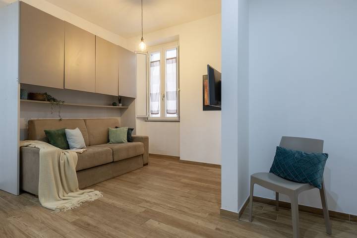 Entire apartment, Sardinia Re - Arcivescovado 9 - Room 2 in Sassari, Sassari Province