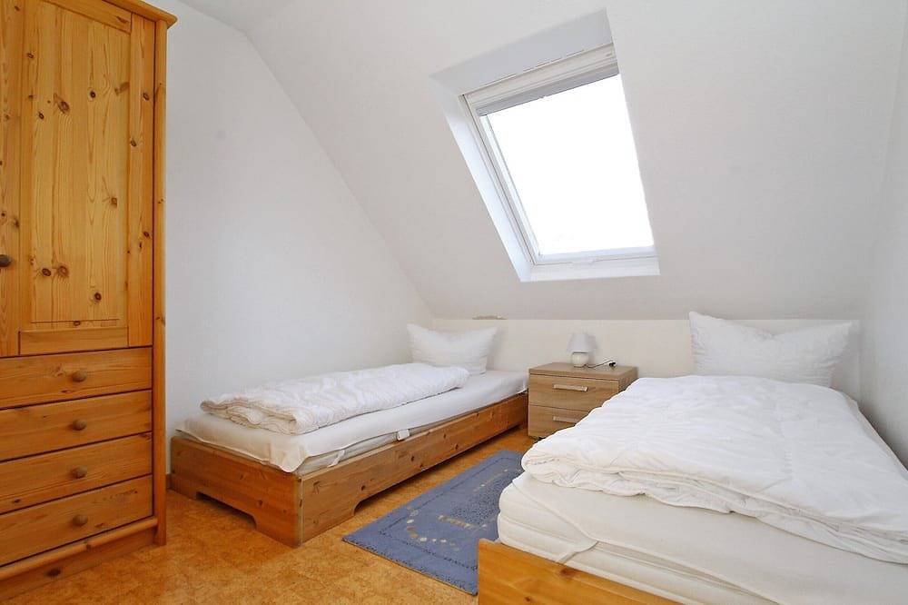 Gemütliches Kinder- und Hundefreundliches Ferienhaus in ruhiger Wohnsiedlung in Neßmersiel, Dornum