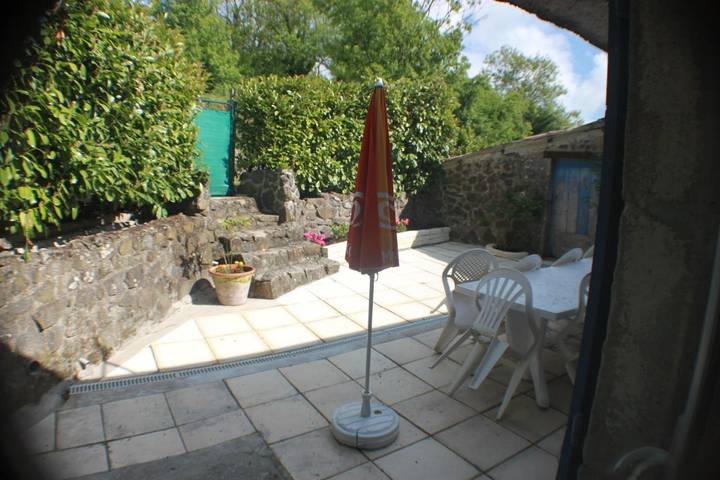 Gîte pour 6 personnes, avec terrasse dans Col De L Escrinet - 3